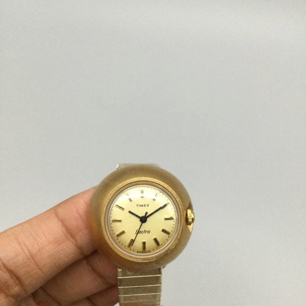 Vintage Timex Electric Womens Watch 30mm Champagne Dial NOT RUNNING FOR PARTS
